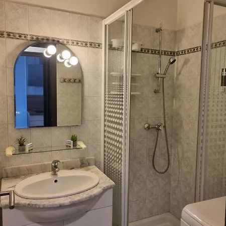 Eau Bleue D'eden Apartment