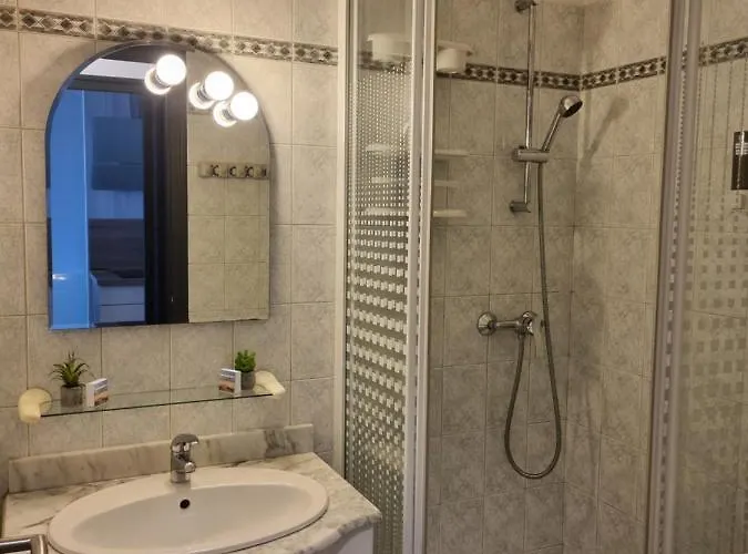 Eau Bleue D'eden Daire